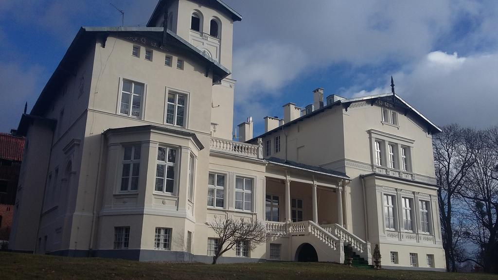 Agroturystyka "Palac W Janowie" Eksteriør billede